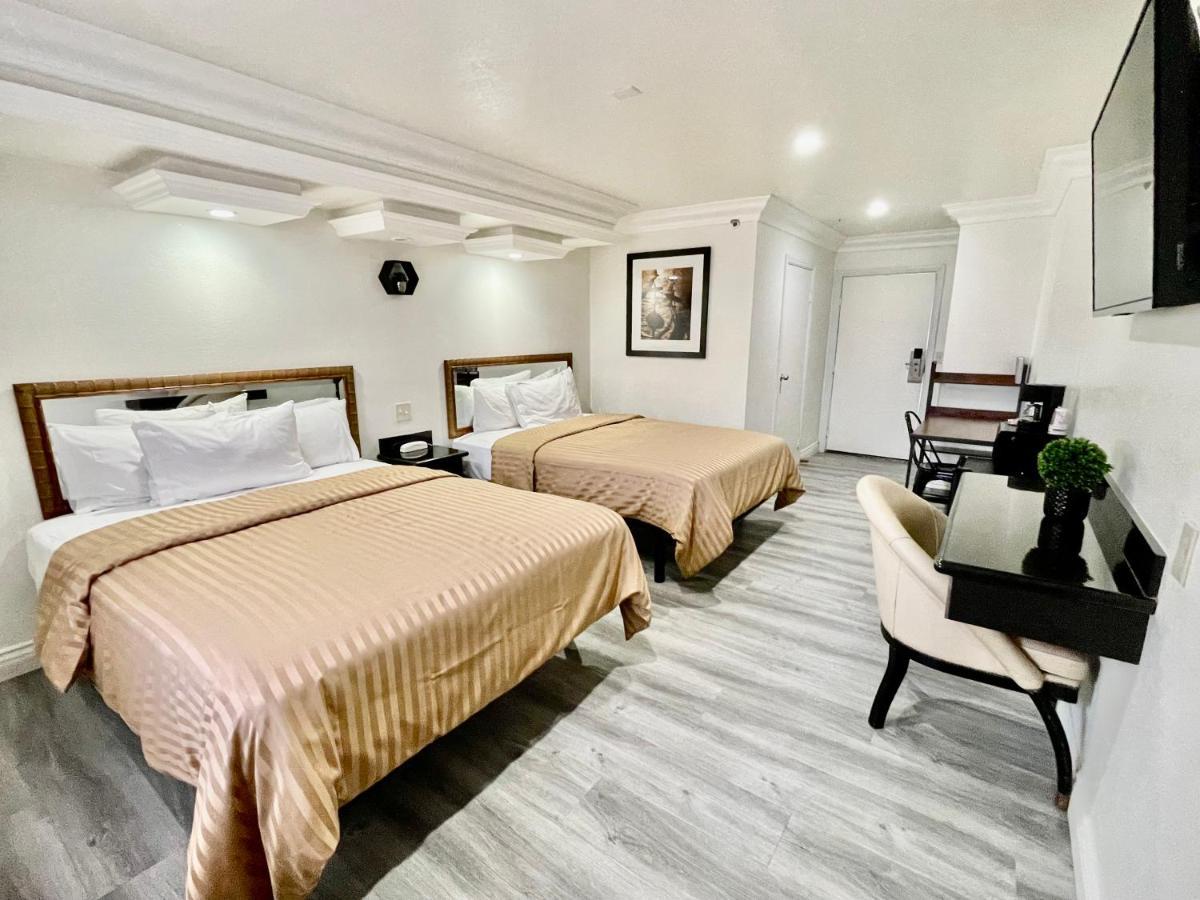 Rodeway Inn Santa Ana Buitenkant foto